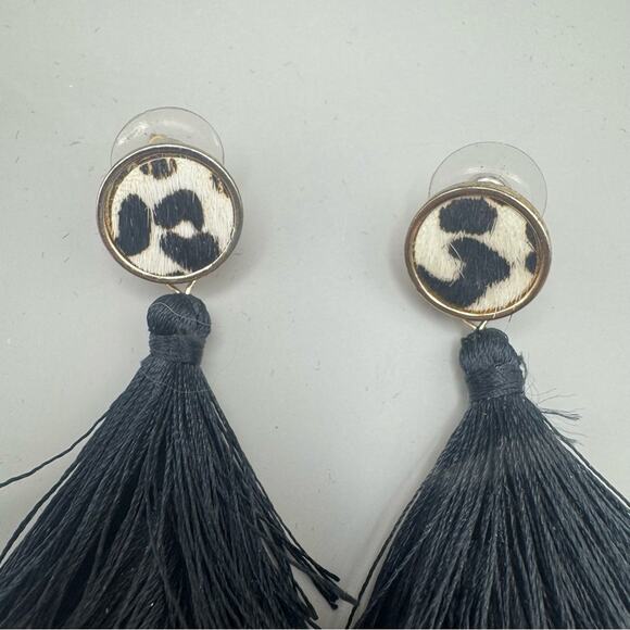 2 Pairs of Tiered Fringe Dangle Earrings One Pink One Black - Picture 2 of 4